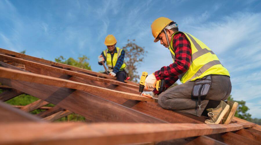 Professional gutter cleaning in Lake Delton, WI